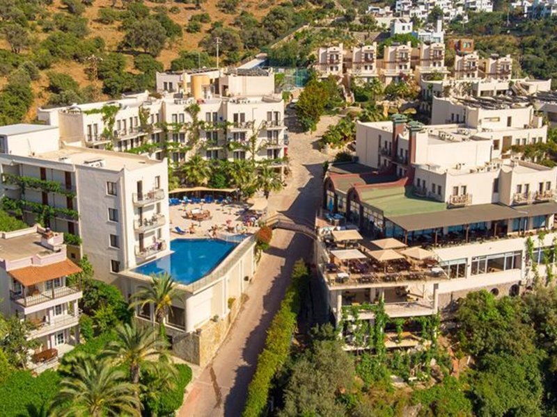 Golden Age Crystal Bodrum 13