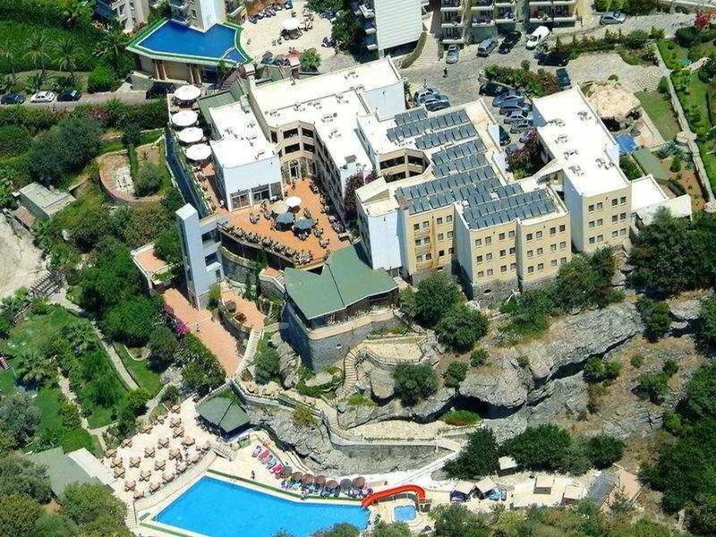 Golden Age Crystal Bodrum 16