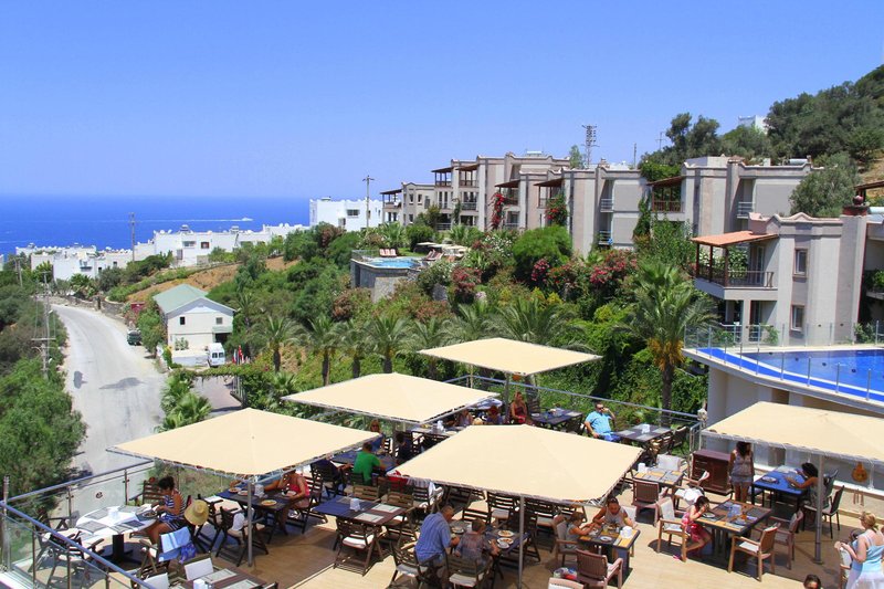 Golden Age Crystal Bodrum 5