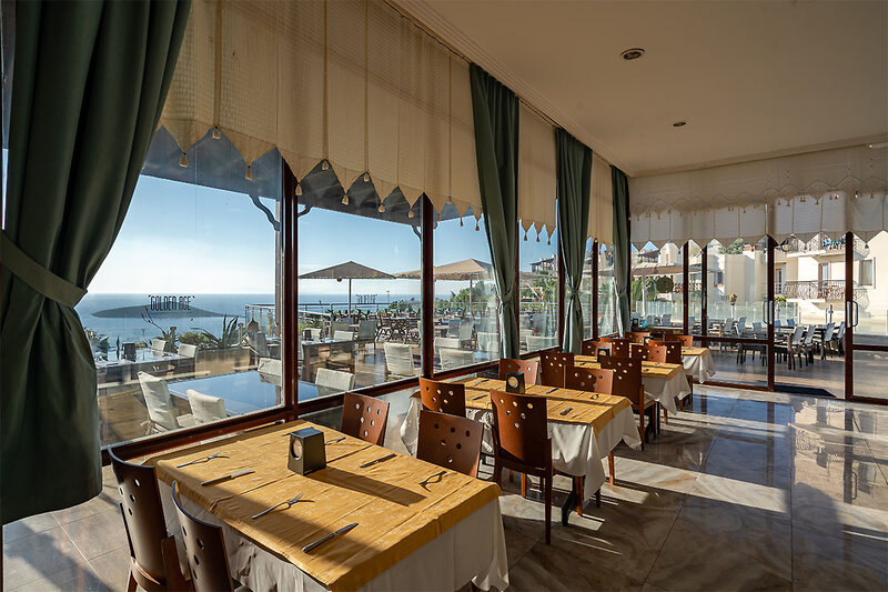 Golden Age Crystal Bodrum 6