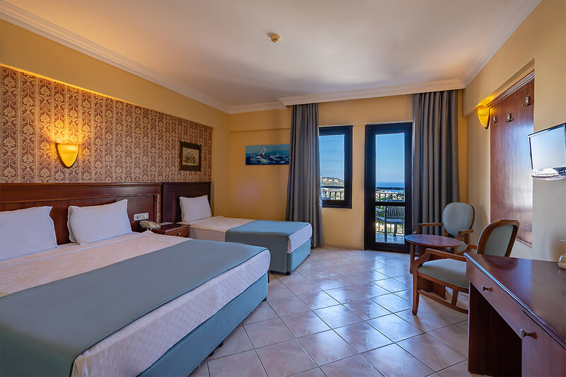 Golden Age Crystal Bodrum 16