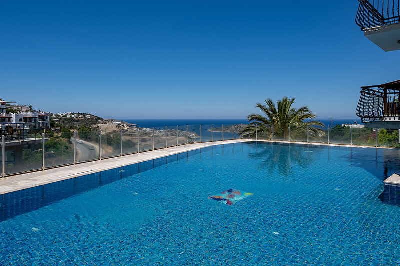 Golden Age Crystal Bodrum 4