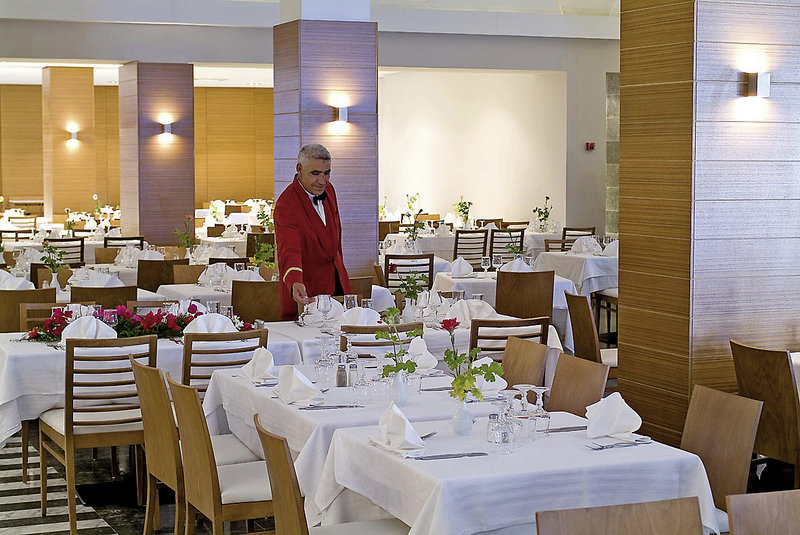 Les Orangers Beach Resort 27