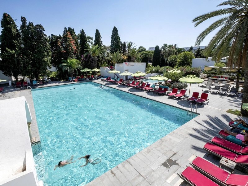 Les Orangers Beach Resort 7