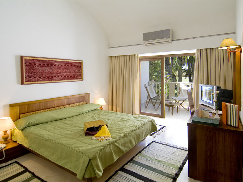 Les Orangers Beach Resort 19