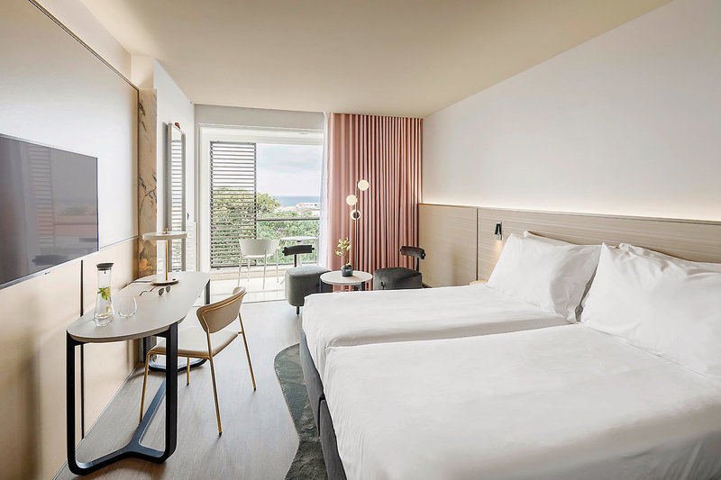 Hotel Azoris Royal Garden 4