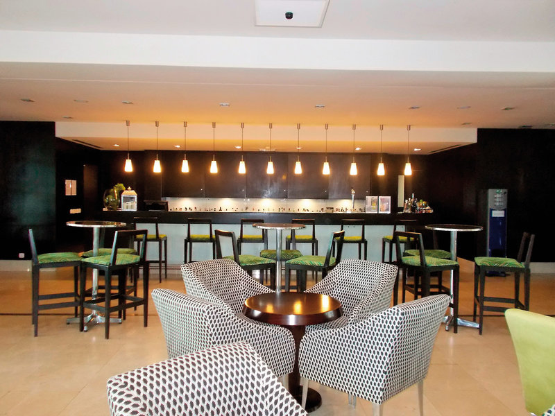 Hotel Azoris Royal Garden 12