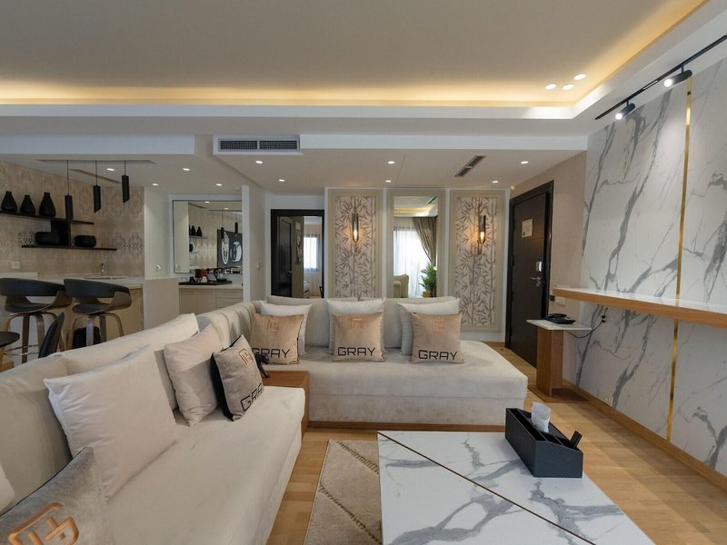 Gray Boutique & Spa 10