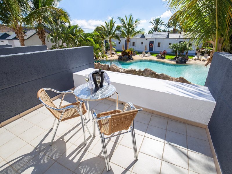 R2 Romantic Fantasia Dreams & Suites Hotel - Adults only 15