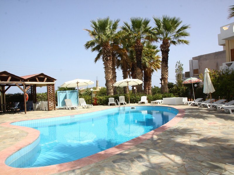 Mari Evans Apartments 8 - Outdoor Pool