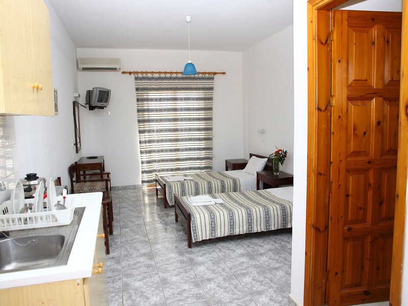 Mari Evans Apartments 14 - Room Example