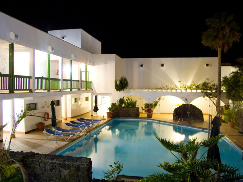 Aparthotel Esquinzo Y Monte del Mar 6