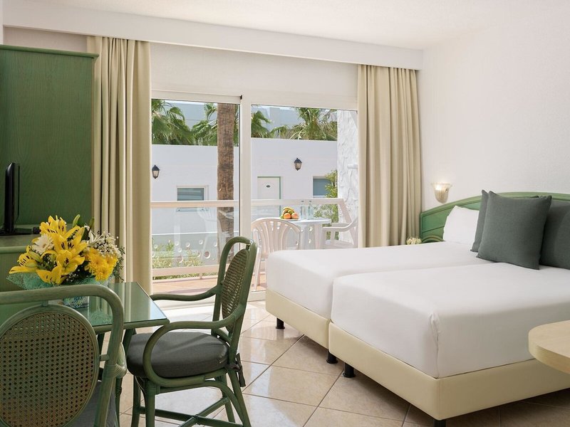 Aparthotel Esquinzo Y Monte del Mar 22