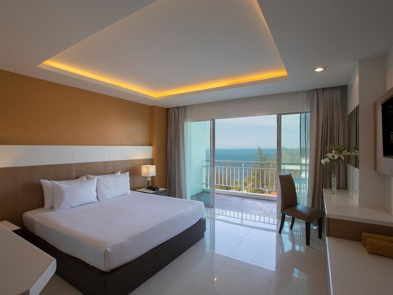 The Chanalai Hillside Resort 25