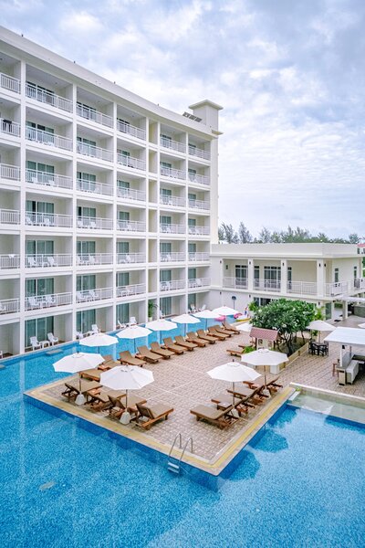 Chanalai Hillside Resort 1