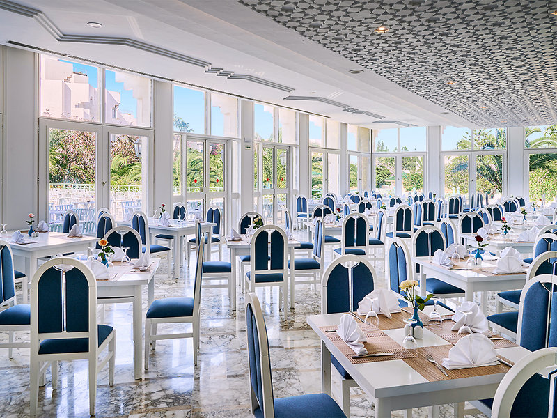 Nahrawess Hotel & Spa Resort 8