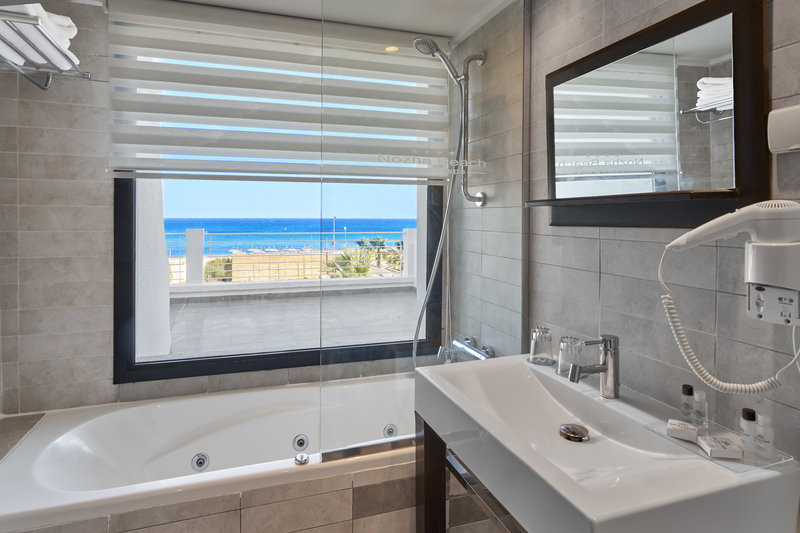 Nozha Beach Resort & Spa 9