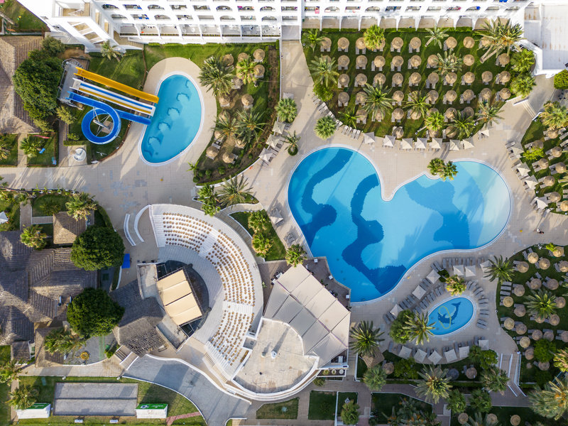 Nozha Beach Resort & Spa 49