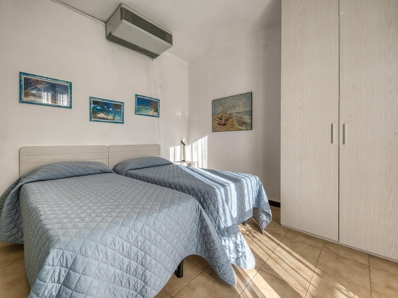 Charles Residence & Hotel 1