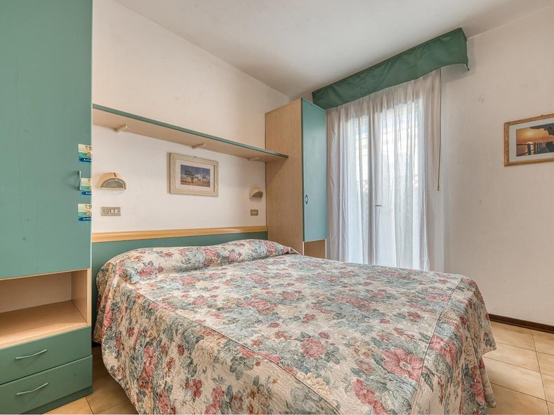 Charles Residence & Hotel 2