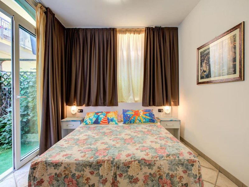 Charles Residence & Hotel 4