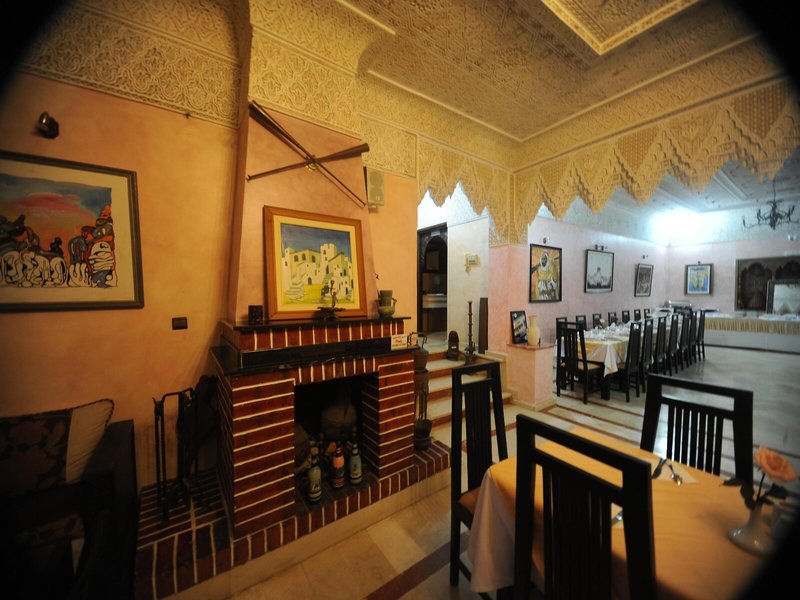 Al Jasira Hotel 10
