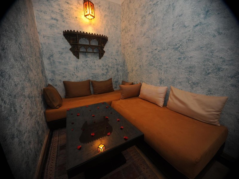 Al Jasira Hotel 19