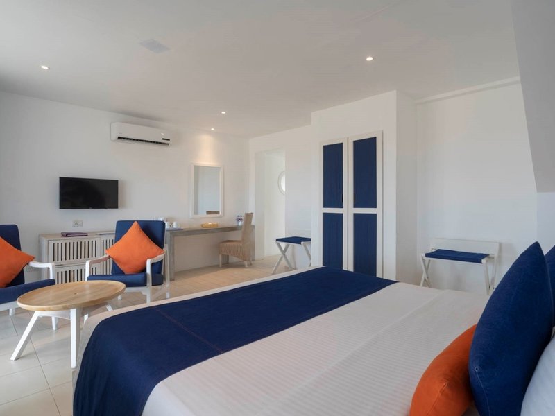 Trinco Blu by Cinnamon 16