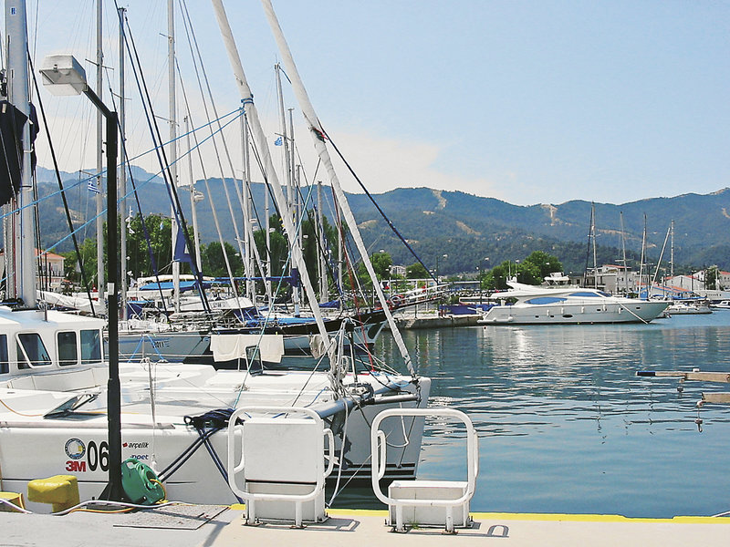 Filia Hotel & Apartments 13