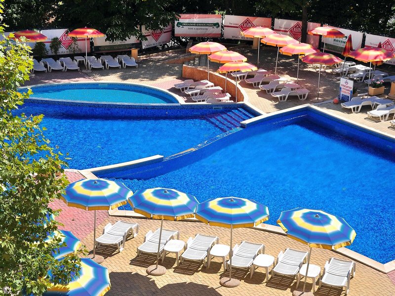 Paradise Green Park Hotel & Apartments 8