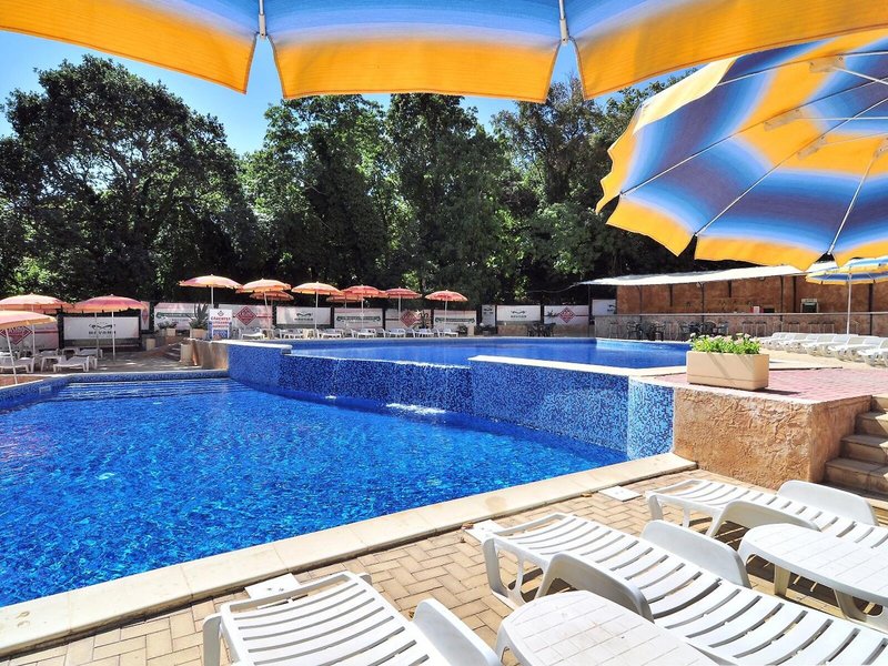 Paradise Green Park Hotel & Apartments 13