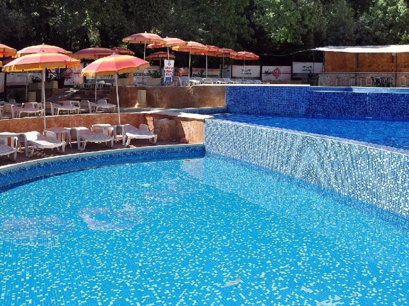 Paradise Green Park Hotel & Apartments 18