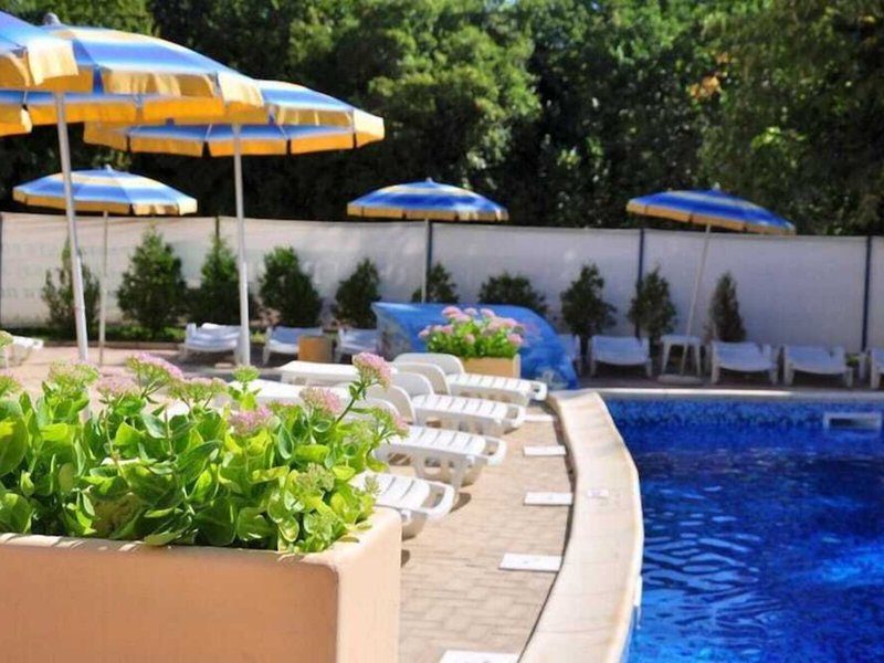 Paradise Green Park Hotel & Apartments 19