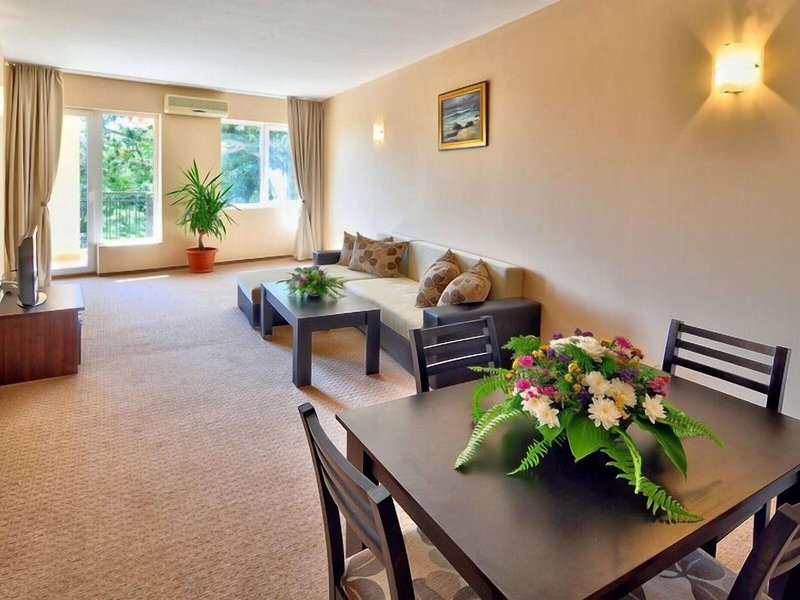 Paradise Green Park Hotel & Apartments 31