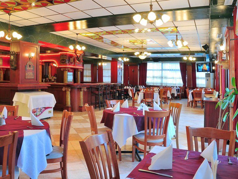 Paradise Green Park Hotel & Apartments 32