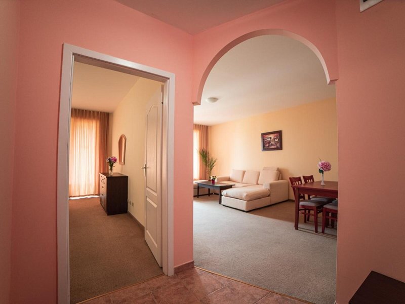 Paradise Green Park Hotel & Apartments 49