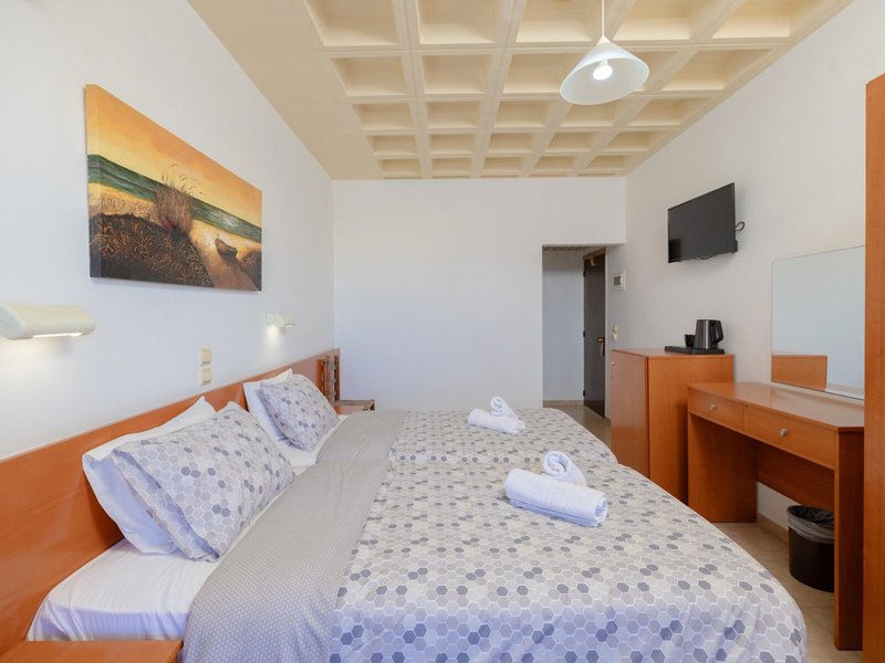 Heleni Beach Hotel 9