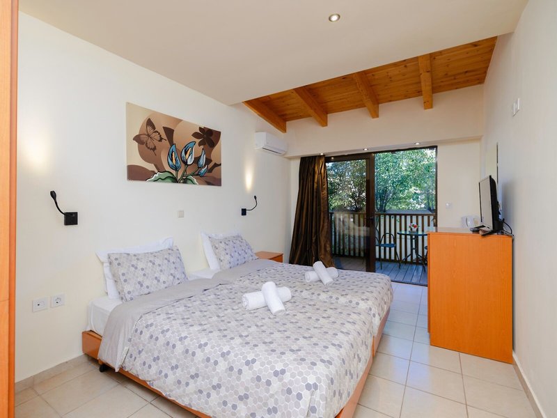 Heleni Beach Hotel 11