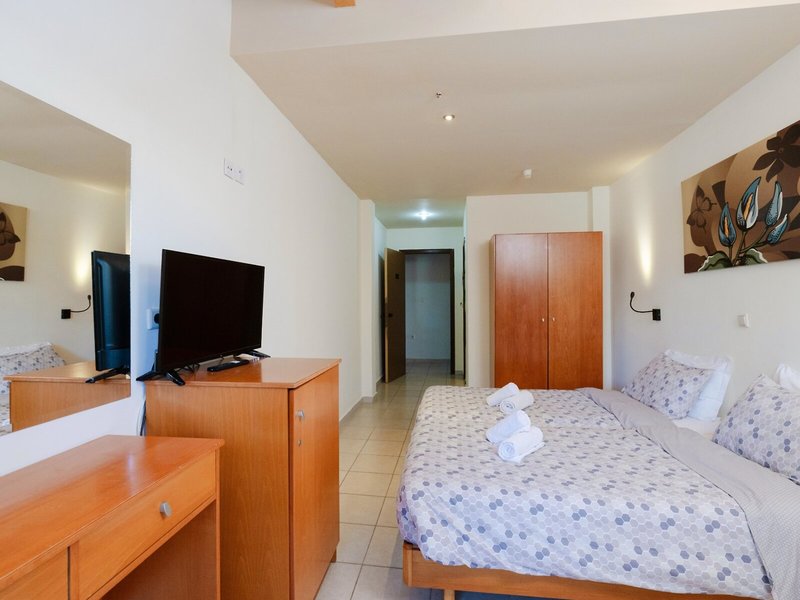 Heleni Beach Hotel 12