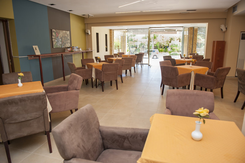 Heleni Beach Hotel 5