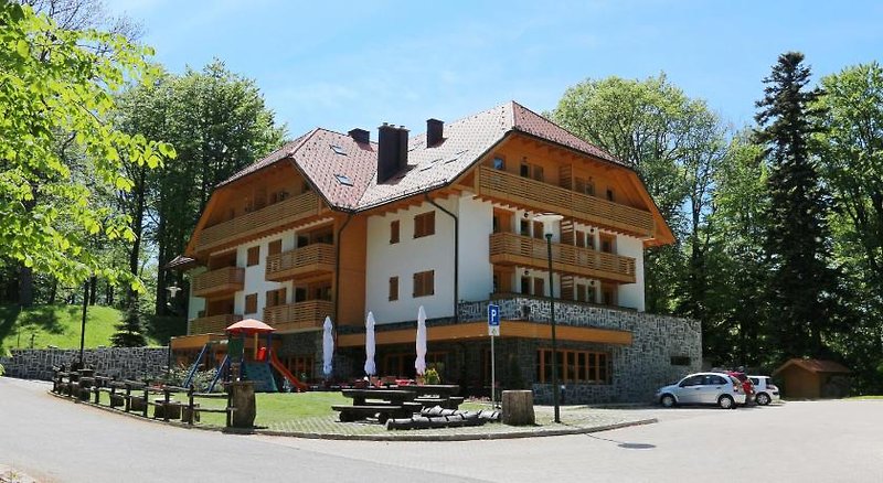 Snjezna Kraljica 7
