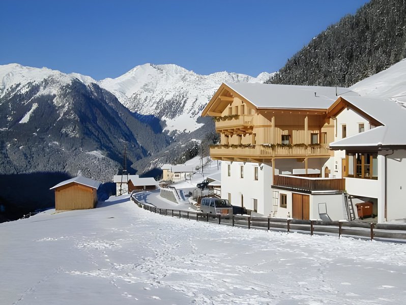 Berghof Tiroler Wanderhotel 3