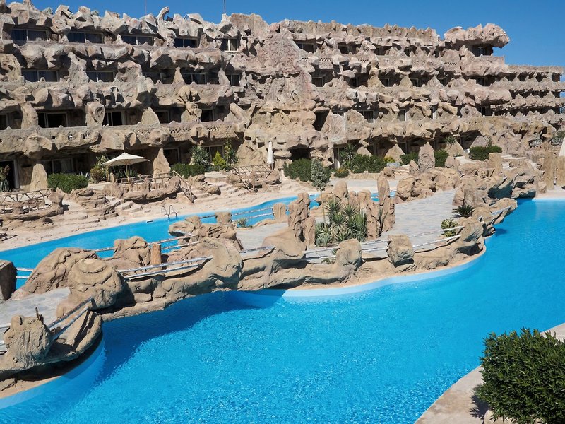 Caves Beach Resort 2