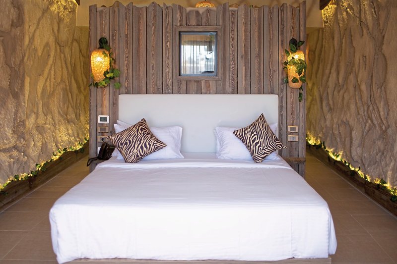 Caves Beach Resort 13