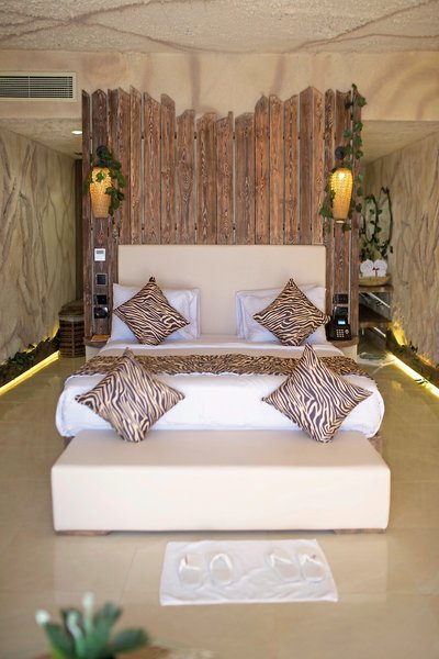 Caves Beach Resort 15