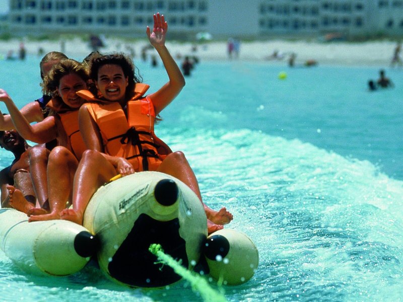 Thapsus Beach Resort 12