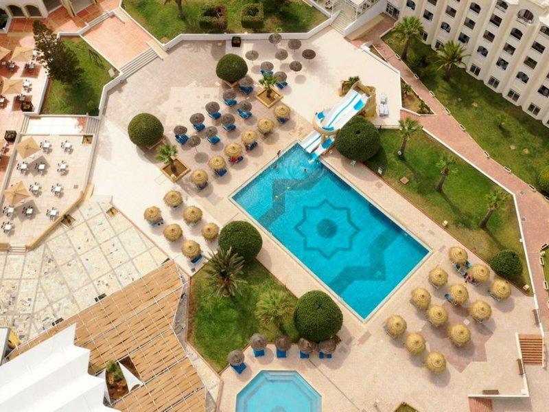 Thapsus Beach Resort 17