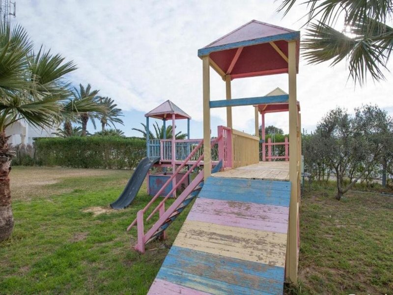 Thapsus Beach Resort 38