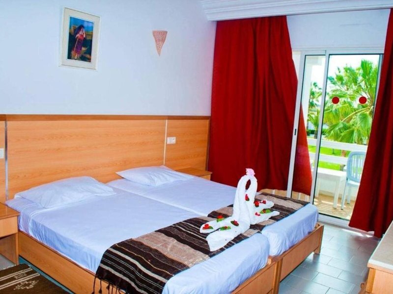 Thapsus Beach Resort 39