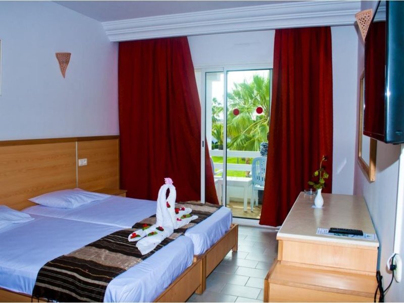 Thapsus Beach Resort 42